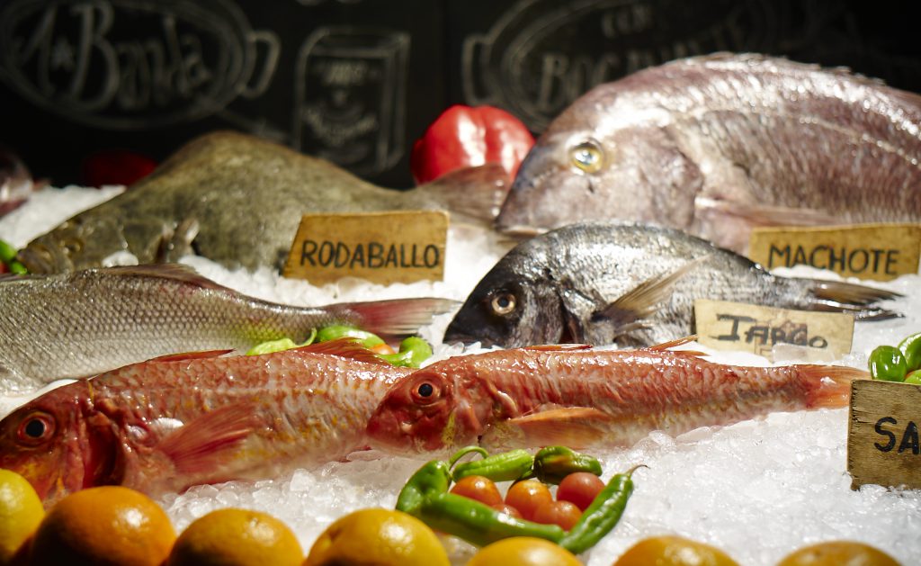Los pescados en el mostrador de El Machi